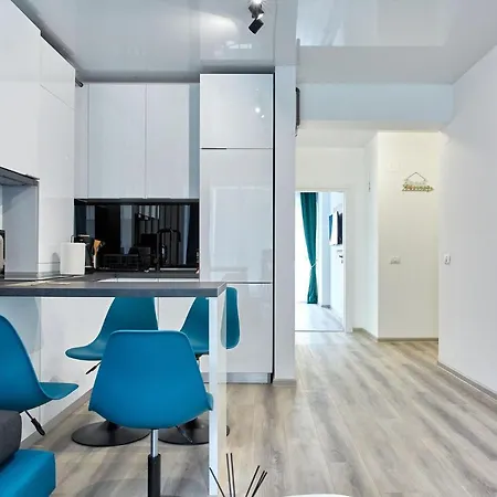 Seaside By Tomis Apartment *