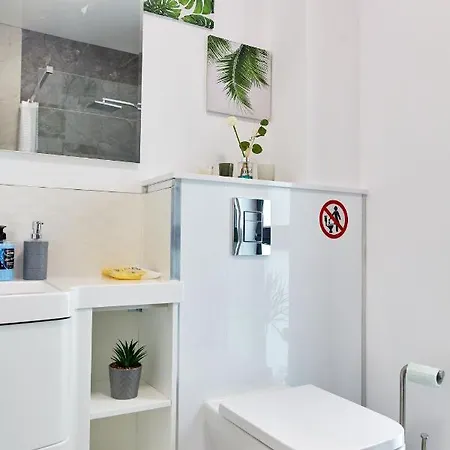 Seaside By Tomis Apartment *